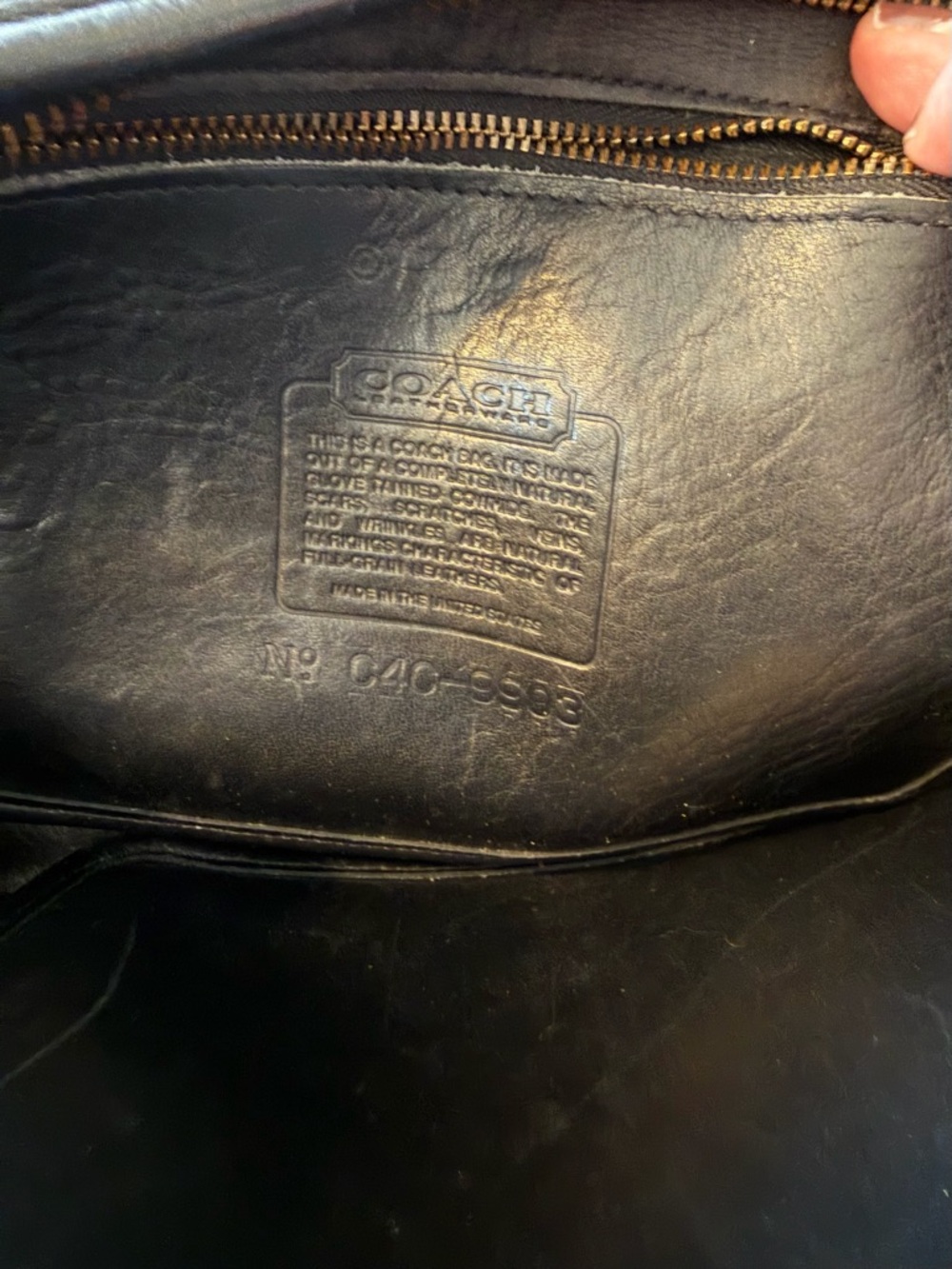 Vintage Coach Baxter Black Leather Bag.  Crossbody or hand carry. Doctor style. - Picture 6 of 7